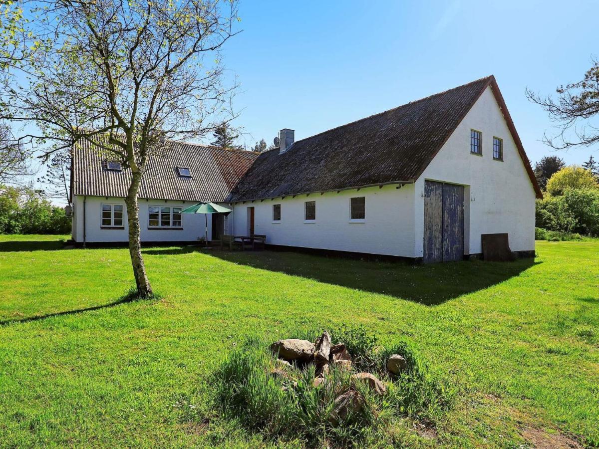 6 Person Holiday Home In Hj Rring Hjørring Екстериор снимка